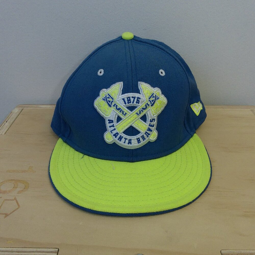 Atlanta Braves New Era 9FIFTY Snapback Hat Neon Blue Green Crossed Bats Logo